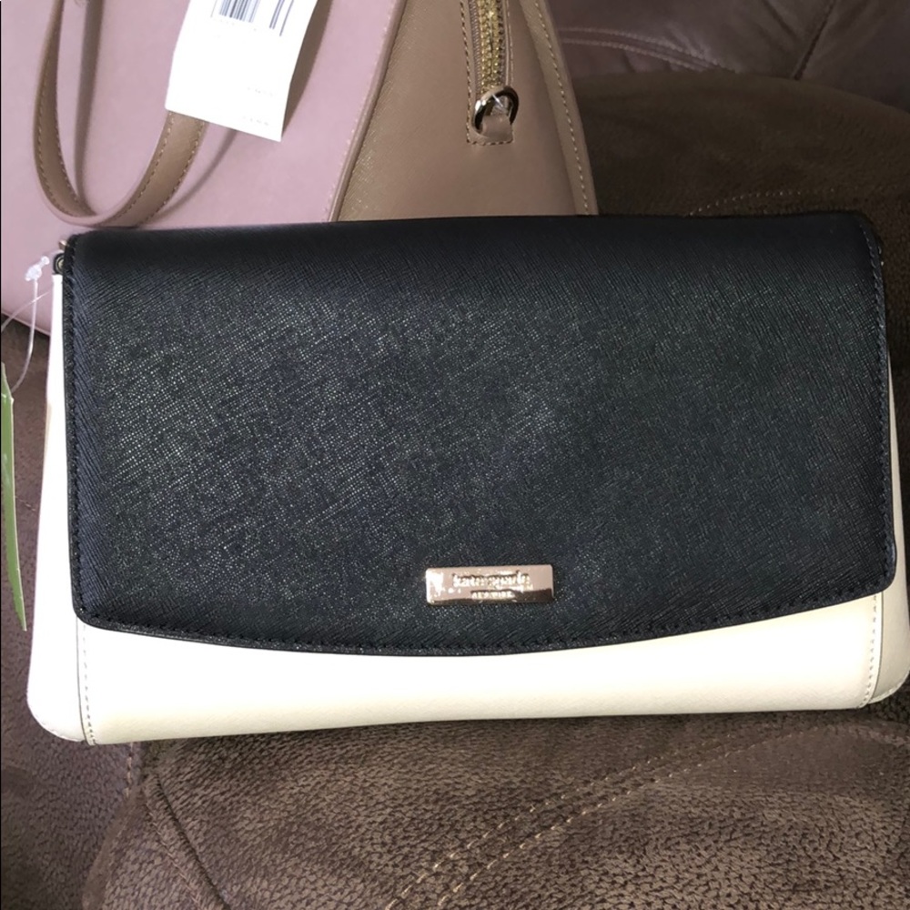 *SOLD*Kate Spade Laurel Way Greer Crossbody Clutch